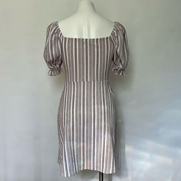 Top Shop Puff Sleeve dress - Picture 5 of 8